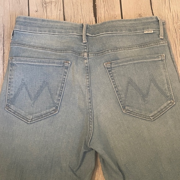 MOTHER HIGH WAISTED CROP
Size 30 - Picture 8 of 8